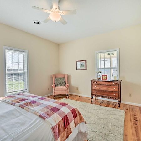 Breathtaking Elkin Getaway With Vineyard Views! Vila Exterior foto