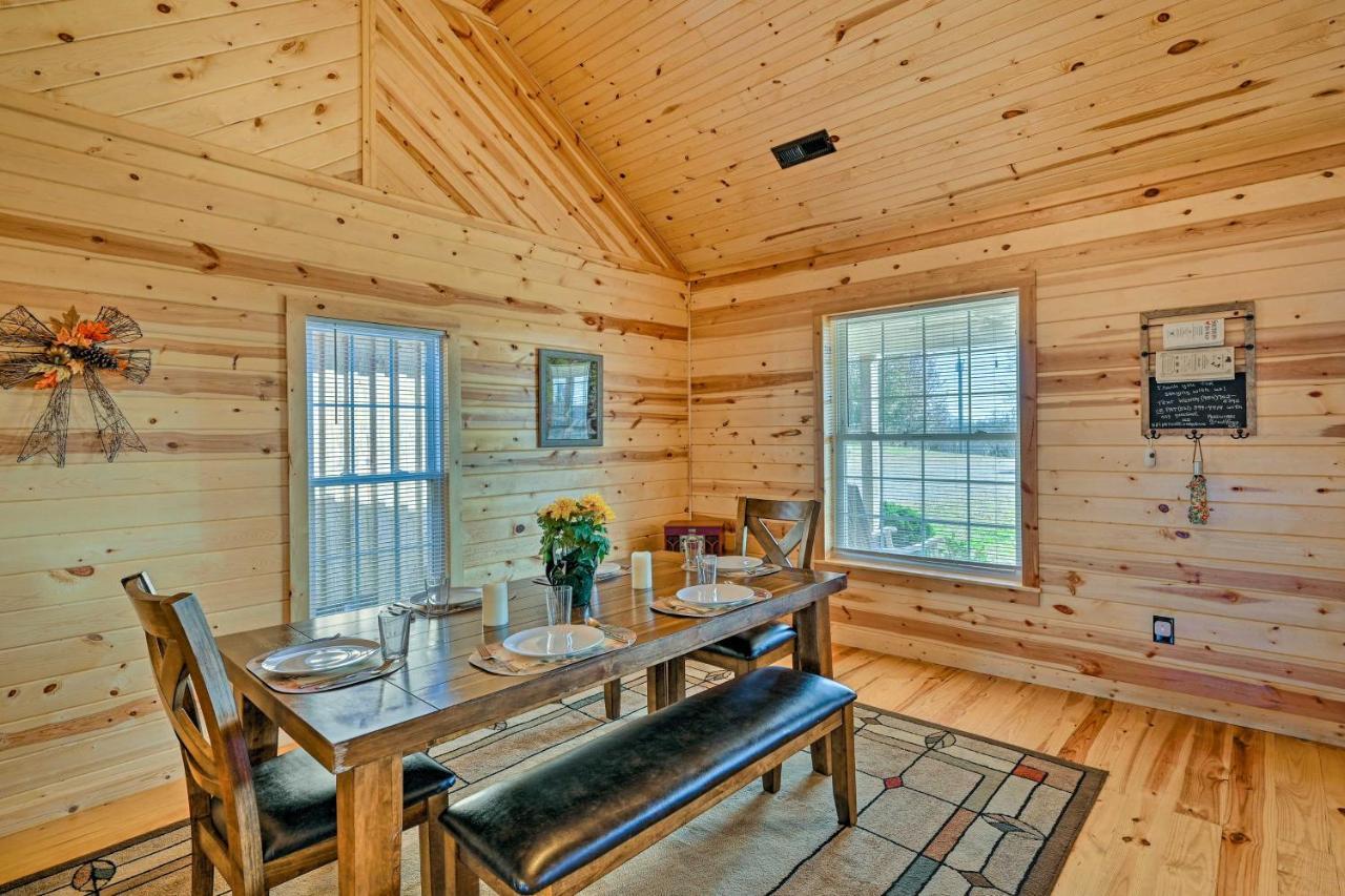 Breathtaking Elkin Getaway With Vineyard Views! Vila Exterior foto