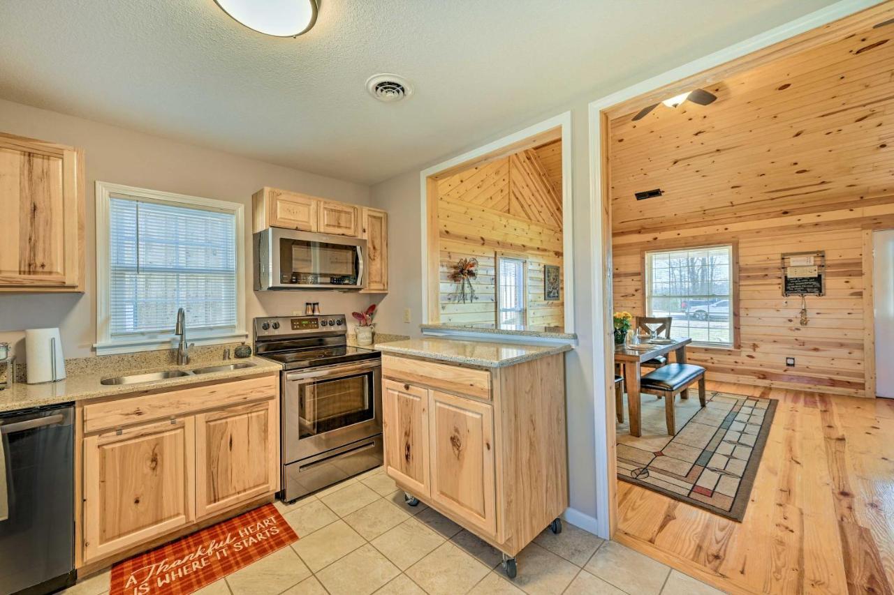 Breathtaking Elkin Getaway With Vineyard Views! Vila Exterior foto