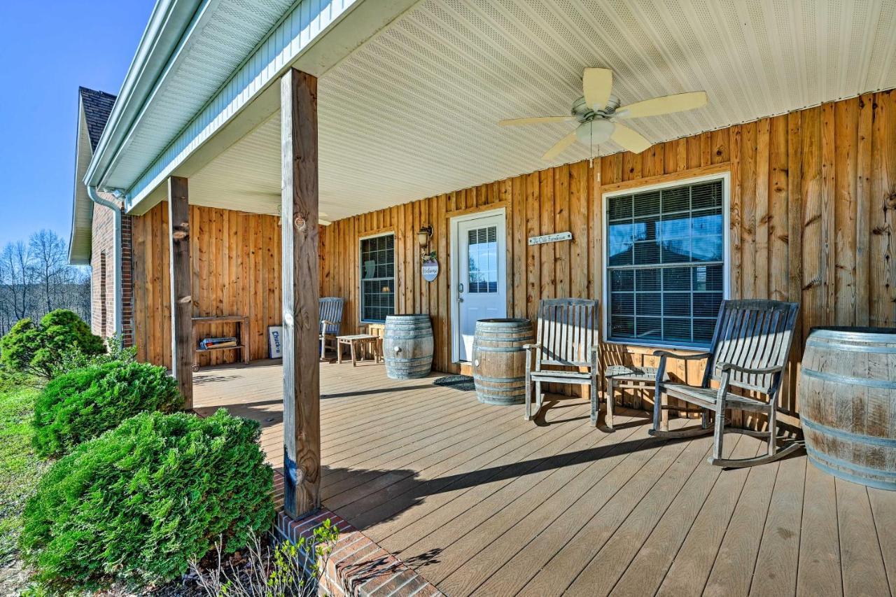 Breathtaking Elkin Getaway With Vineyard Views! Vila Exterior foto