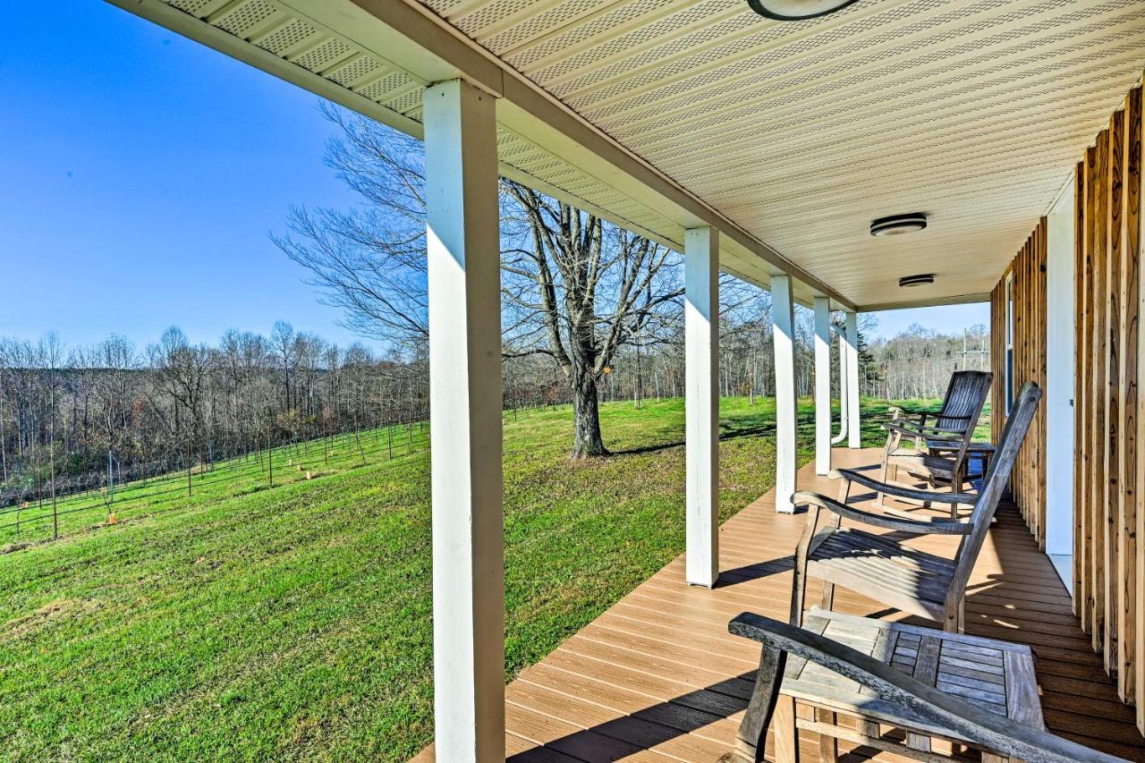 Breathtaking Elkin Getaway With Vineyard Views! Vila Exterior foto